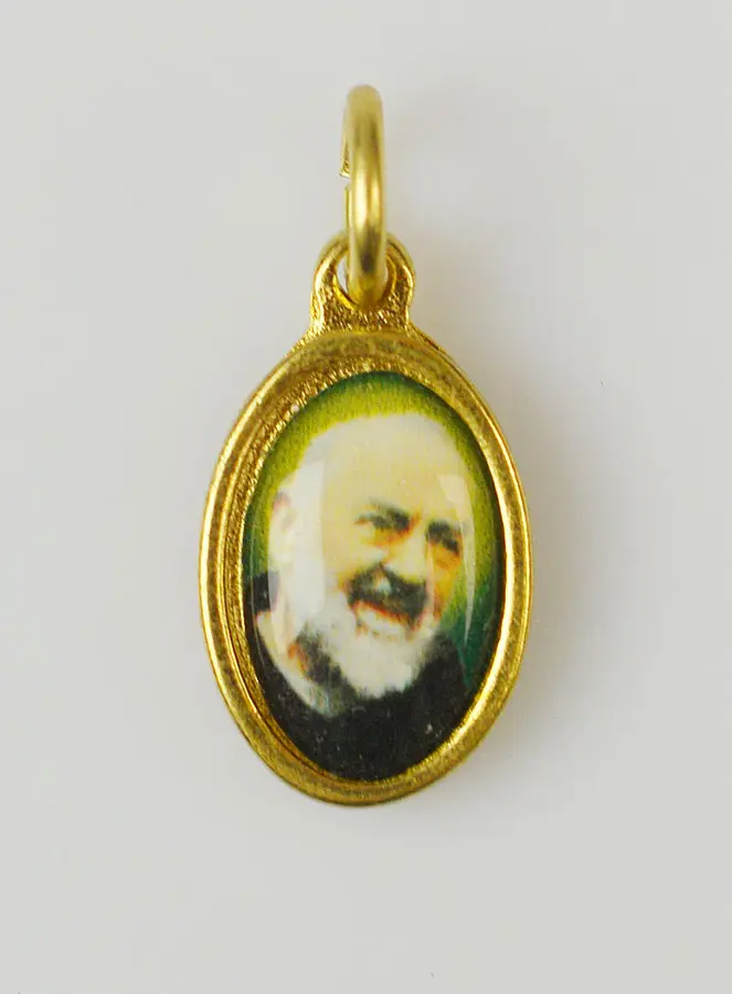 Medaille Pater Pio Goudkleurig - 15mm (pic 1)