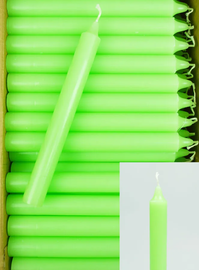 Doos 48 Doorgekleurde Kaarsen Kleur Neon Groen (pic 1)