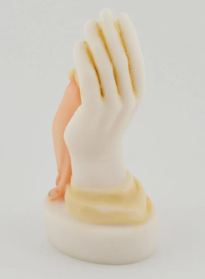 Beeldje God's hand beschermt je - Handgeschilderd - Meisje (pic 4)