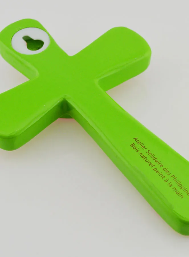 Houten Kruis Kind Groen en Roze Hart - 15 cm (pic 4)
