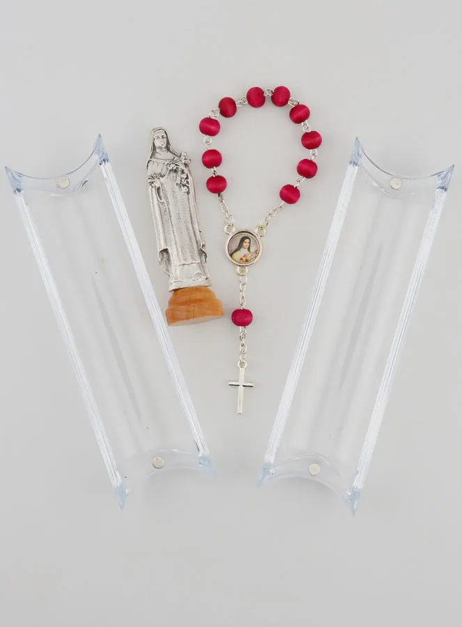 Beeld Heilige Theresia op Voet & Rozenkrans Tientje van Rozen-Hout (pic 4)