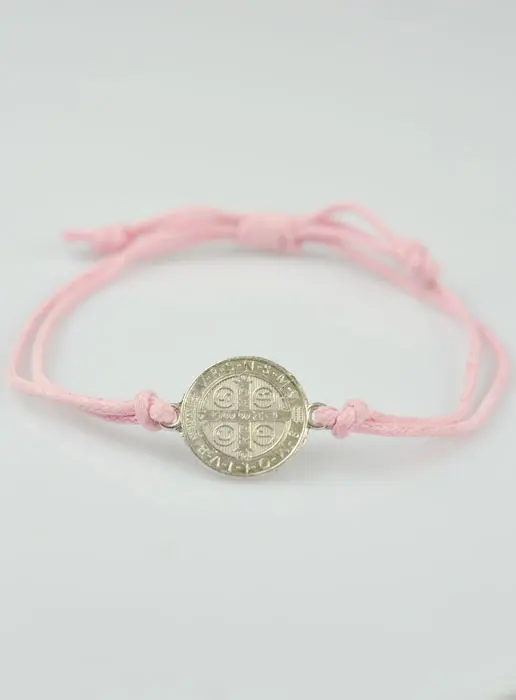 Armband met Benedictus Medaille - Licht Roze (pic 2)