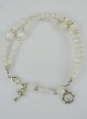 Tientje Armband Wit Kristal - Kruis & Wonderdadige Medaille (pic 1)