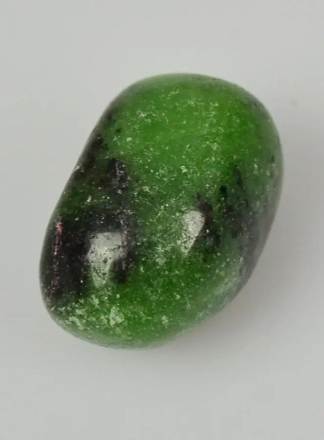 Zoisiet Robijn Trommelsteen (pic 3)