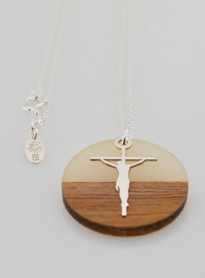 Religieus Collier Zilver - Hanger Hout Hars en Kruis met Jezus (pic 4)