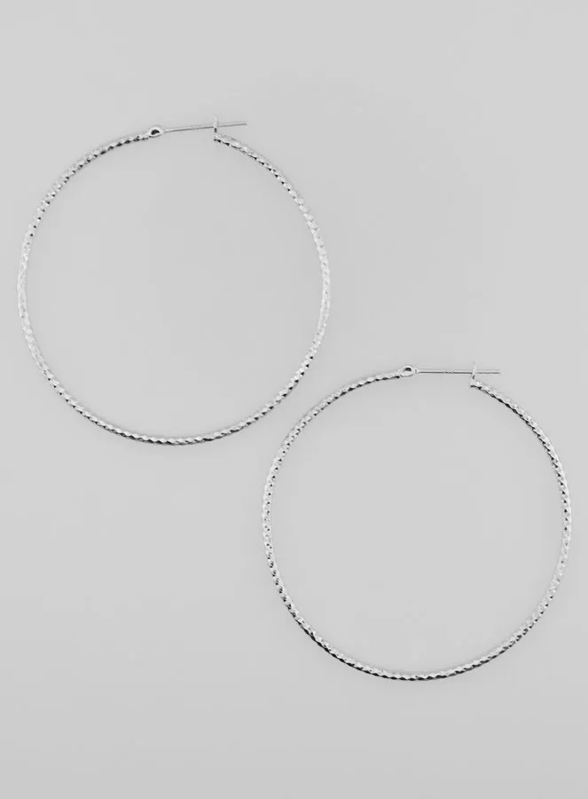 Gehamerde Creool Oorbellen van Gerhodineerd 925 Zilver - 50mm (pic 1)