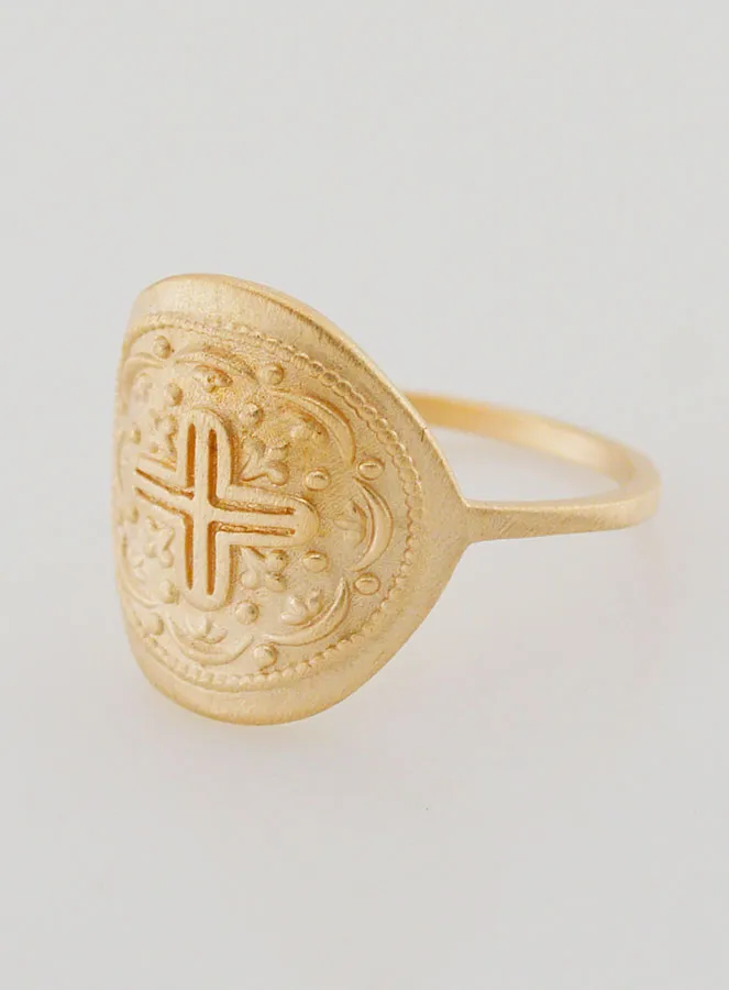 Ring met Bewerkt Kruis van Christus - Verguld - Maat 60 (pic 2)
