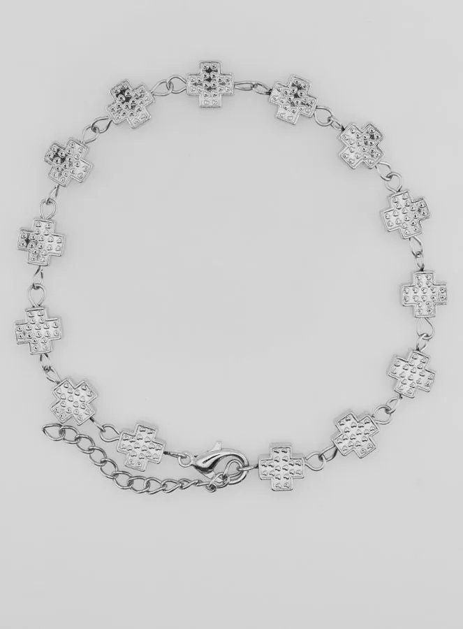 Zilverkleurige Religieuze Armband met Vierkante Kruisjes (pic 1)