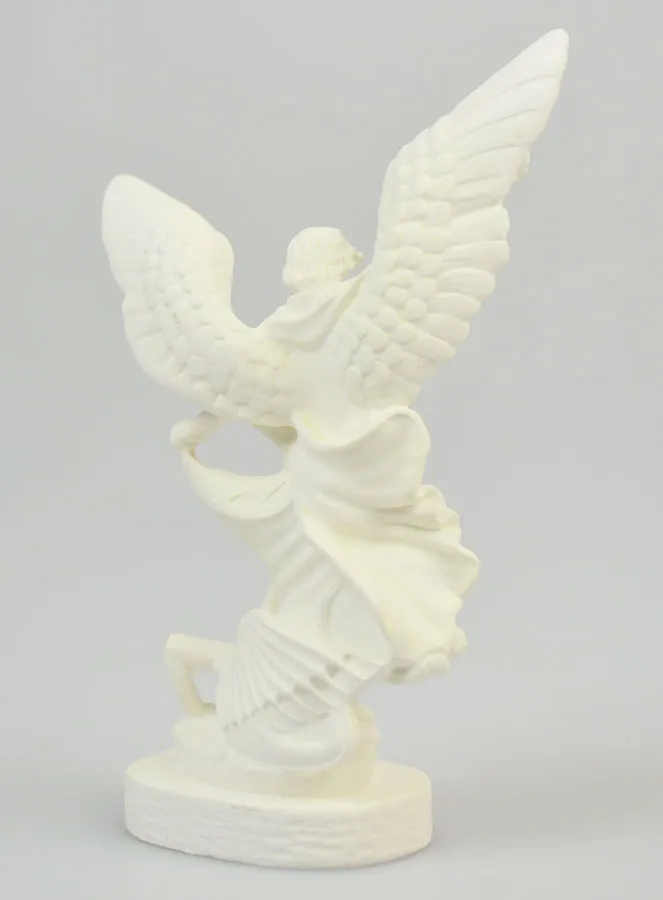 Beeld van Sint Michaël van Fosforescerend Hars - 12cm (pic 4)