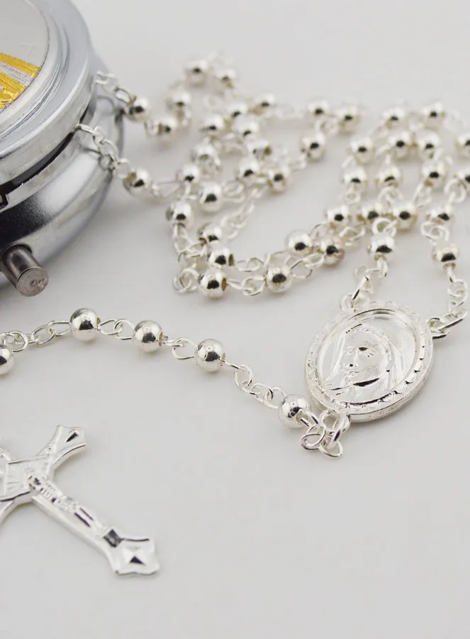 Rozenkrans en Doosje Barmhartige Jezus (pic 3)