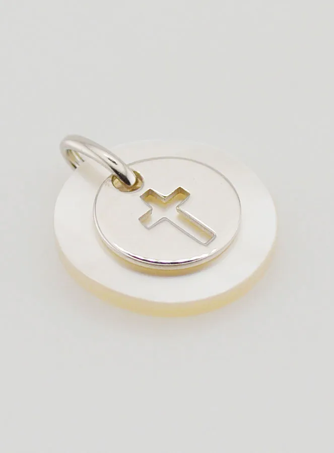 Hanger Zilveren Penning met Parelmoer  - Kruis (pic 3)