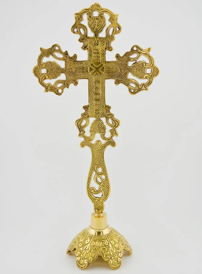 Sierkruis Kruisbeeld op Voet - 28cm (pic 1)