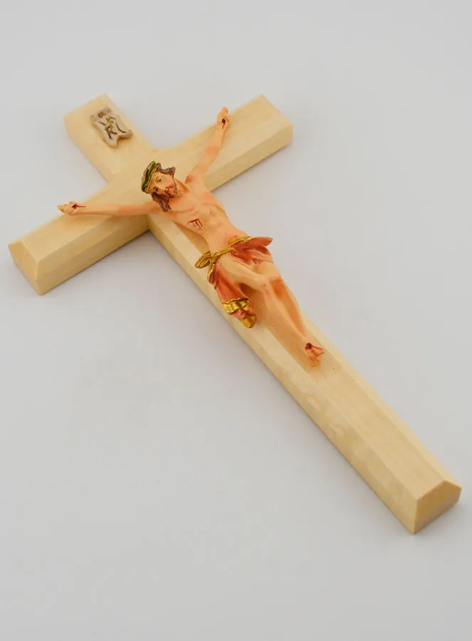 Kruisbeeld van Lindehout en Jezus met Rode Doek - 18cm (pic 3)