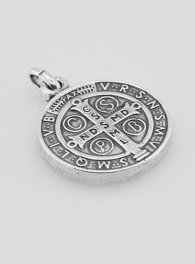 Verzilverde Medaille van Sint Benedictus - 10mm (pic 2)