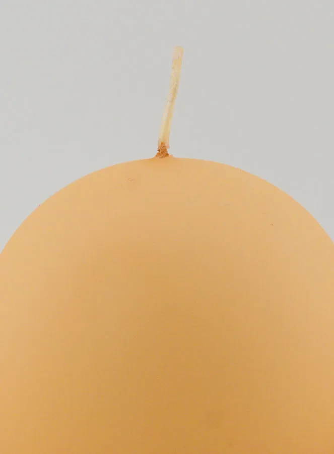 Decoratieve Kaars in Bolvorm - Mat Crème (pic 3)