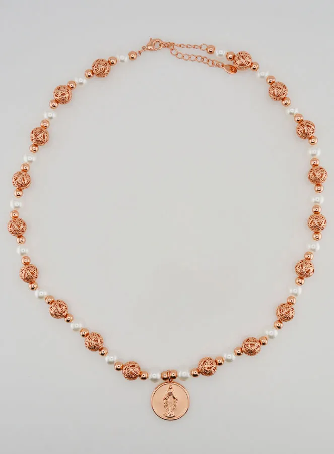 Religieus Collier met Kralen en Mariamedaille (pic 1)