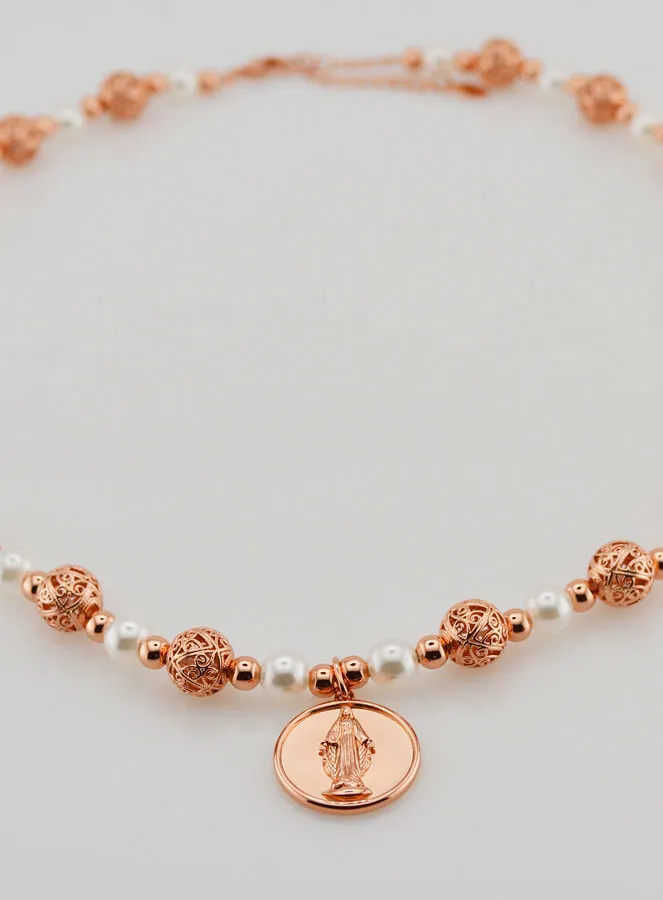Religieus Collier met Kralen en Mariamedaille (pic 2)