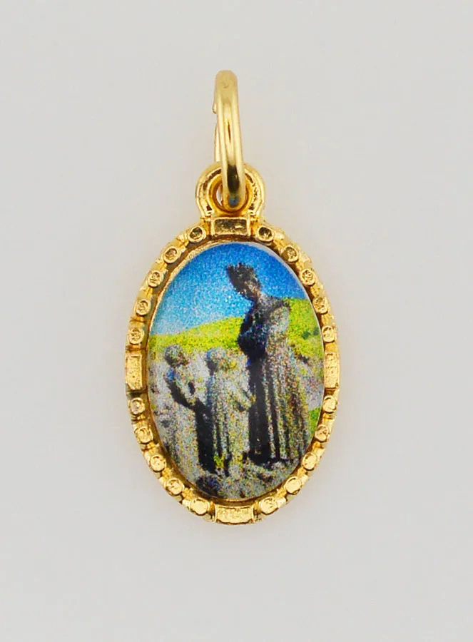 Medaillon met Gedraaide Rand 15mm - Onze-Lieve-Vrouw van La Salette (pic 1)