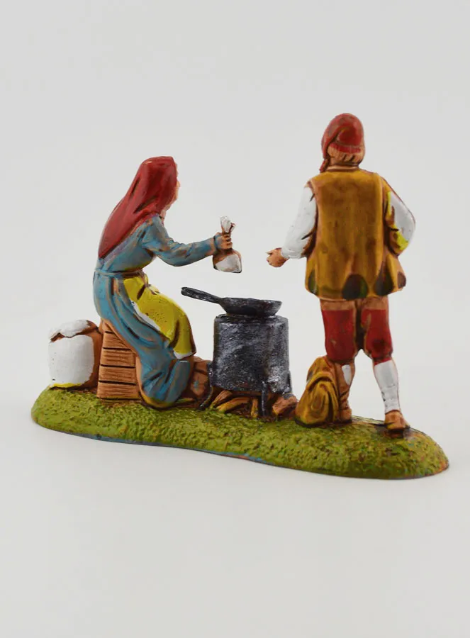 Kerststal Beeld Kastanje Verkoopster – Hoogte 6 cm (pic 4)