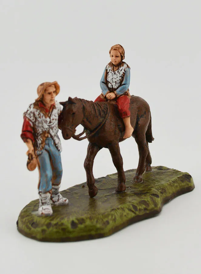 Kerststal Beeld Bergbewoner en Kind te Paard - Hoogte 6 cm (pic 3)