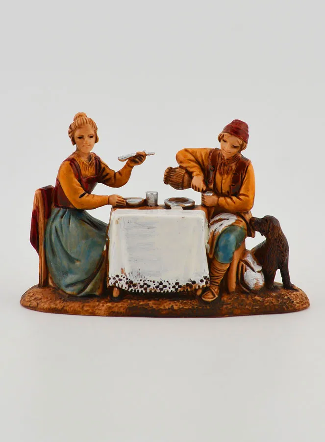 Kerststal Beeld van een Stel aan Tafel - 6cm (pic 1)