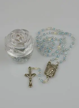 Lourdes Rozenkrans Kind met Blauwe Kralen (pic 1)