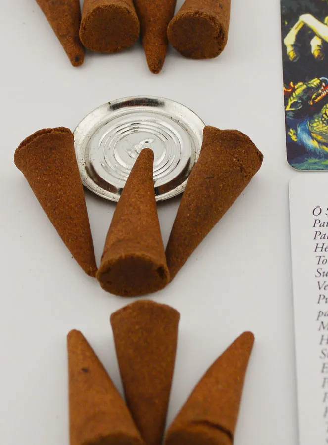 Wierook Heilige Joris Wierookkegels (pic 2)