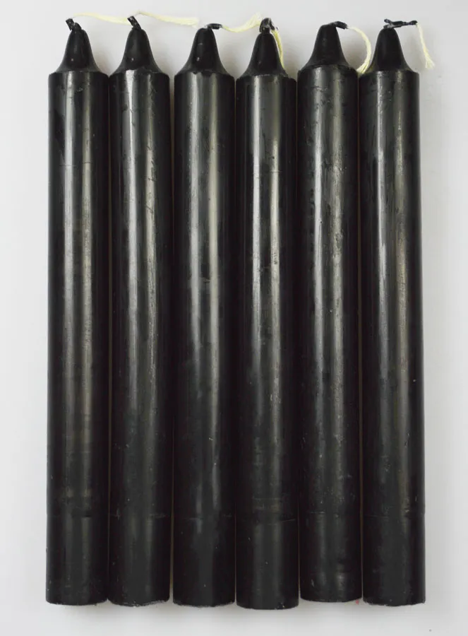 6 Doorgekleurde Tafelkaarsen Zwart (pic 1)