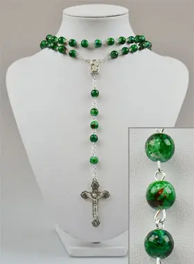 Rozenkrans Modieus Parelmoer Groen met Lourdes Water (pic 1)
