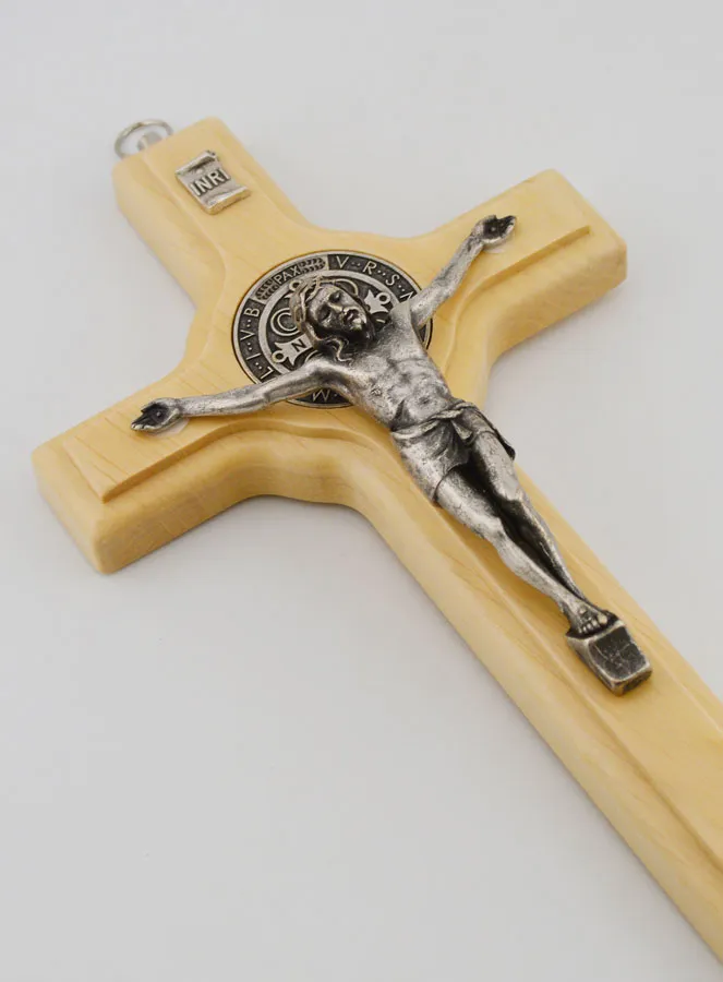 Kruisbeeld Kruis Heilige Benedictus van Lichtbruin Hout - 21 cm (pic 3)