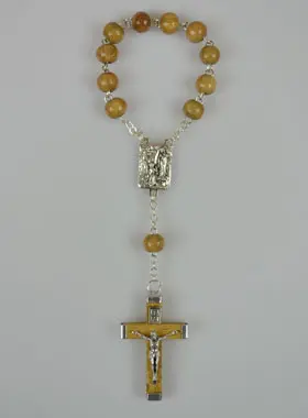 Tientje Rozenkrans Olijfhout op Ketting (pic 1)