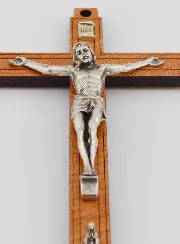 Kruisbeeld Hout met Verschijningen van Lourdes - Zilverkleurig 16 cm