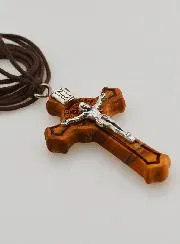 Kruis Benedictus Olijfhout + Koord