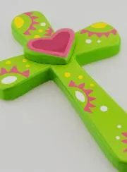 Houten Kruis Kind Groen en Roze Hart - 15 cm