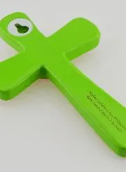 Houten Kruis Kind Groen en Roze Hart - 15 cm