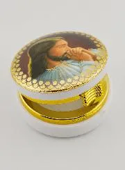 Hostiedoosje Jezus Christus Biddend - 5 cm