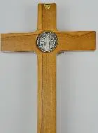 Houten Kruisbeeld Sint Benedictus - 25 cm