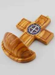 Wijwatervat Medaille Heilige Benedictus & Olijf Hout - 12 cm