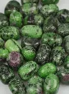 Zoisiet Robijn Trommelsteen