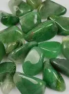 Groene Chalcedoon Trommelsteen uit Brazilië
