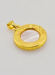 Goudkleurige Medaille met Parelmoer en Kruis van Heilige Benedictus - 22 mm