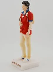 Beeld van Gekleurd Albast 15cm - Carlo Acutis