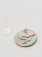 Religieus Collier Zilveren Duif en Zwart Parelmoer