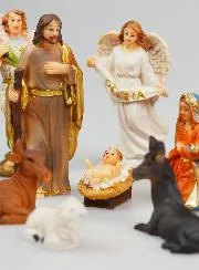 Kerststal met 11 Figuren - 8cm