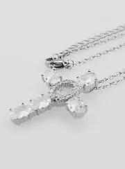 Religieus Collier van Messing met Kruis