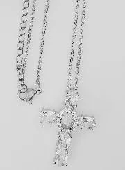 Religieus Collier van Messing met Kruis