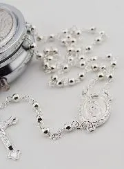 Rozenkrans en Doosje Lourdes