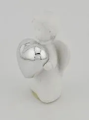 Engel met Zilverkleurig Hart - 6cm