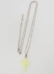 Religieus Collier van Roestvrij Staal met LIchtgevend Kruis