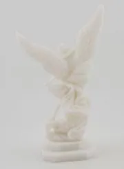Beeld van Sint Michaël van Albast - 12cm